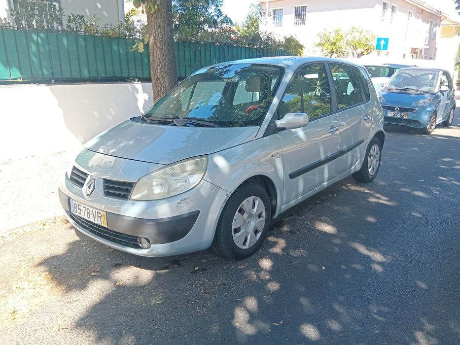 Renault Scenic 1.5 gasoleo — photo 3