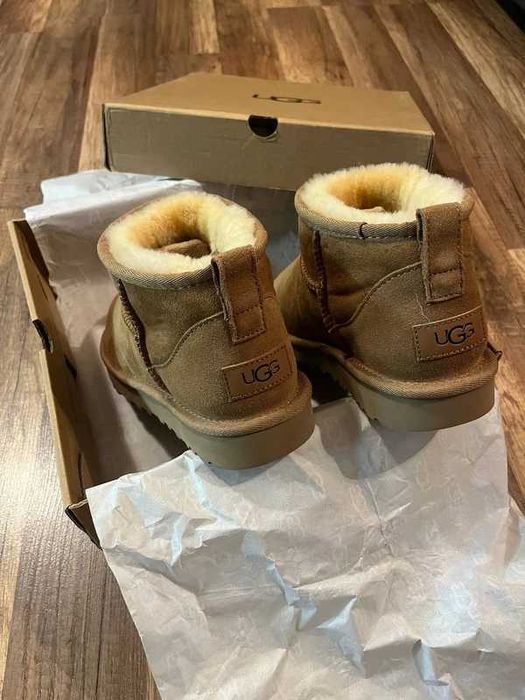 UGG / Mini_Classic 41
