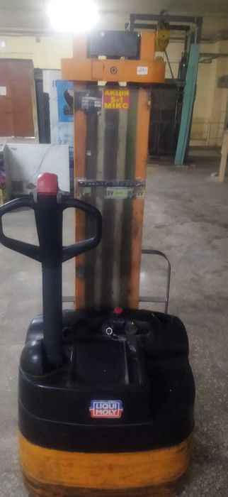 Продам Штабелер Still EGV 12.,