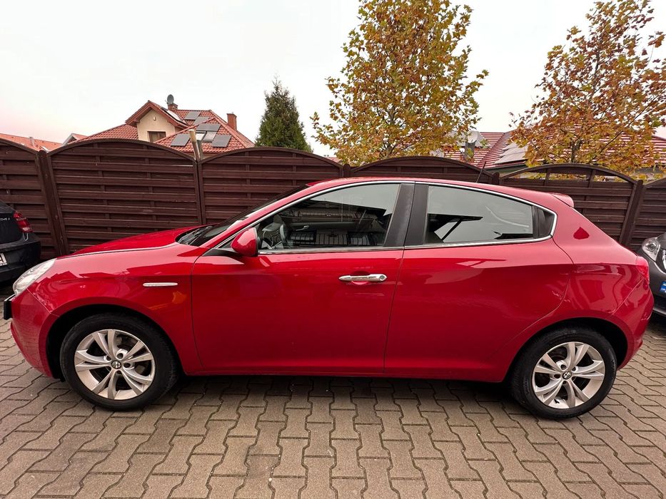 Alfa Romeo Giulietta Alfa Romeo Giulietta 1.4 | 2014 | Super stan | Zadbana, pachnąca, goto