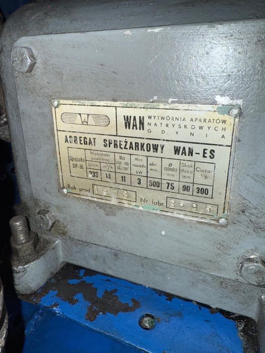 Sprężarka / Kompresor WAN-ES 300L 3kW