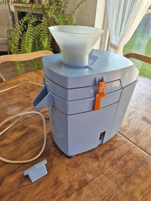 Sokowirówka PREDOM, sprawna PRL