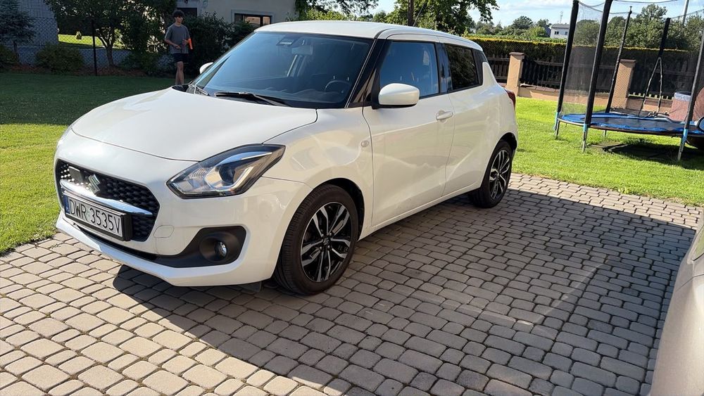 Suzuki Swift Automat / AppleCar/ AndroidAuto / LED / Radar/ Okazja