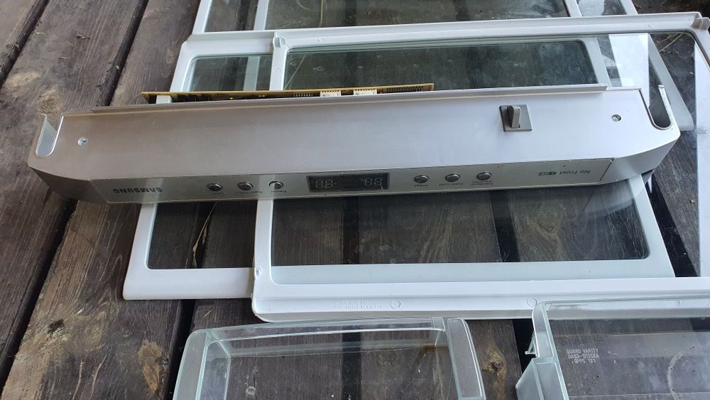 Lodówka samsung rl33eams półka