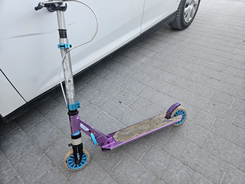 Hulajnoga dla dziewczynki