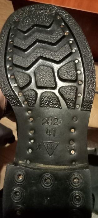 Продам кризові чоботи р.41 , Утеплені