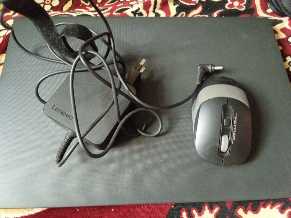 Lenovo  ноутбук новий