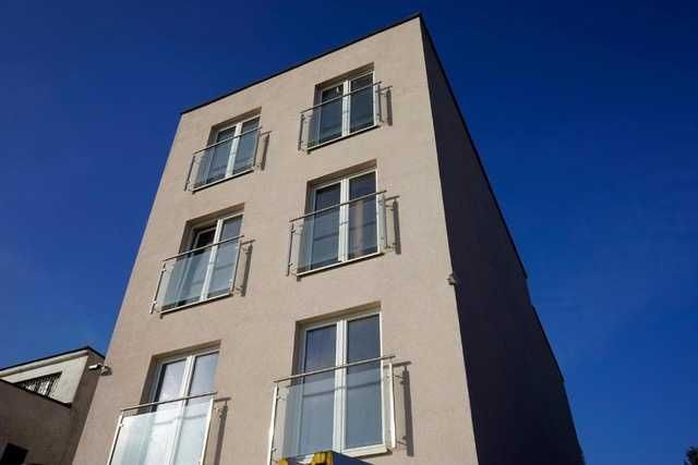 Sopot, pokoje dwuosobowe z łazienkami i aneksami kuchennymi