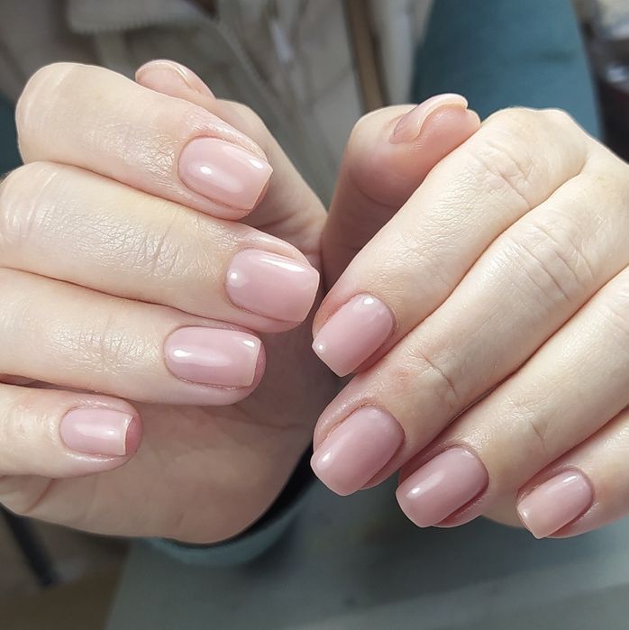 Gel, gelinho e cuidade de unhas