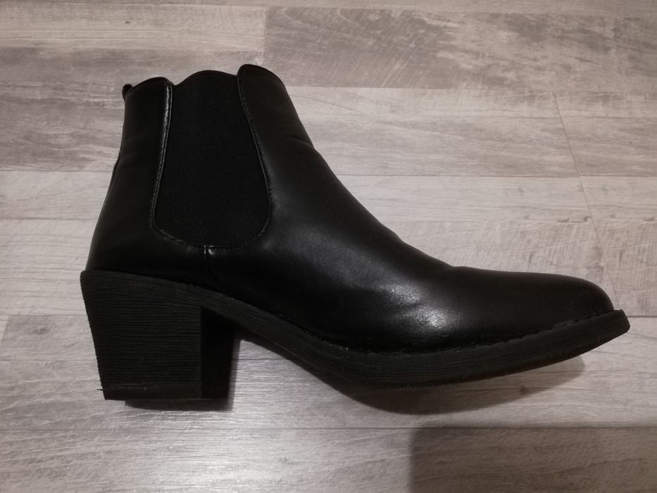 Buty jesienne rozm 41 skórka
