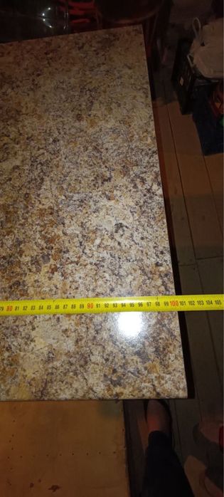 Стол обеденный журнальный на металической ноге