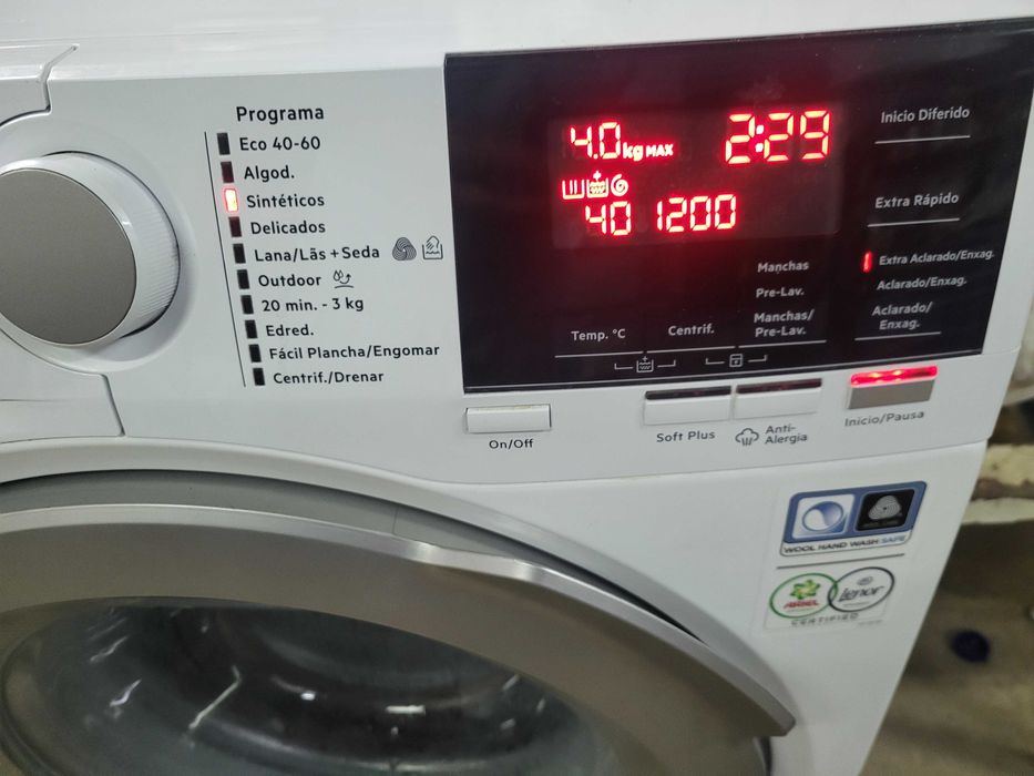 Máquina de lavar roupa