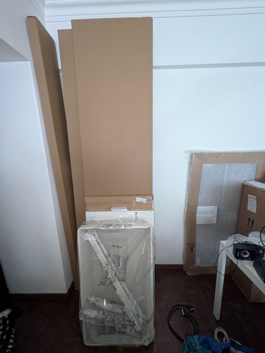 Roupeiro PAX NOVO SELADO 2x0,66x2.36m branco IKEA
Roupeiro, branco/dupla face branc