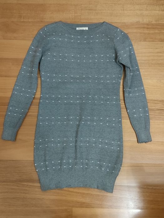 Vestido de malha cinza