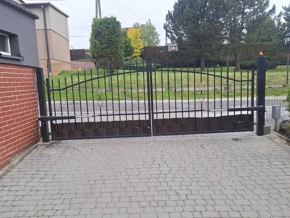 Montaz Automat Napęd silnik silowniki do bramy skrzydłowej Elektrob