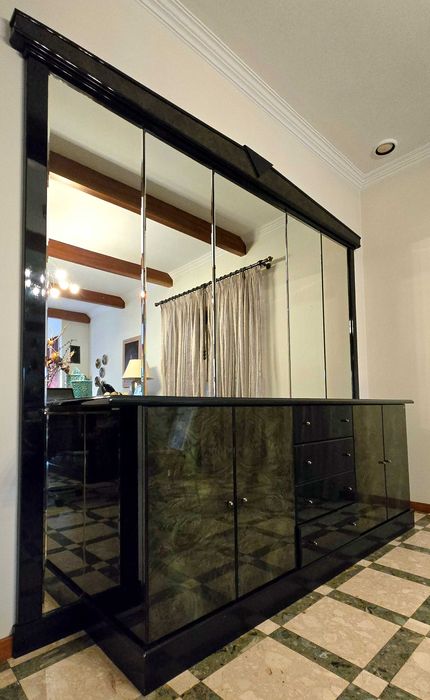 ÚNICO! Mural e Aparador de Sala de Jantar com Design