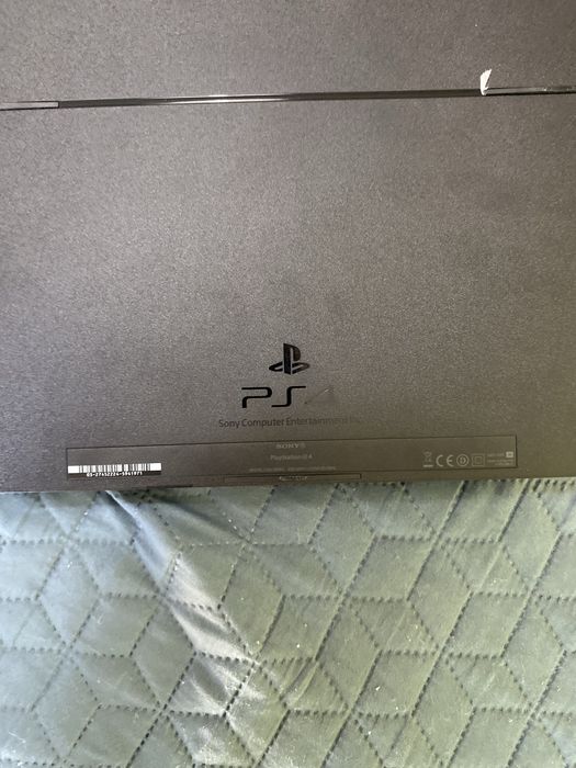 PS4 500GB sem comandos