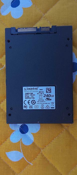 Disco SSD Kingston 240GB e caixa externa USB