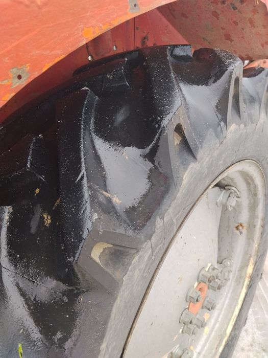 Ciągnik rolniczy Renault R 7231