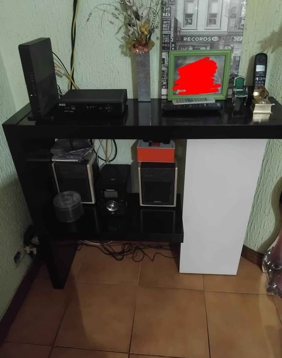 Vendo este conjunto de móveis em muito bom estado
