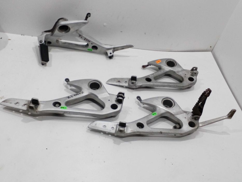 Honda xl 1000 V varadero set stelaż podnóżków