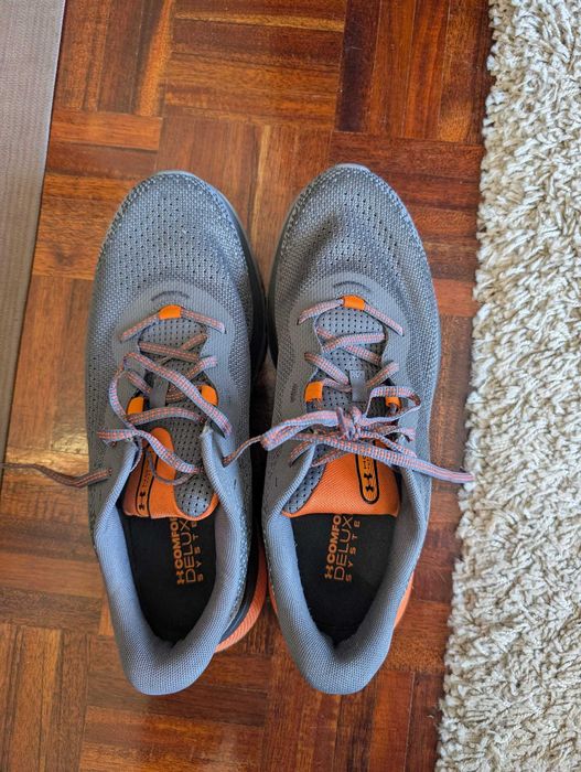 Ténis Under Armour HOVR Turbulence 2 (44.5) - Novos!