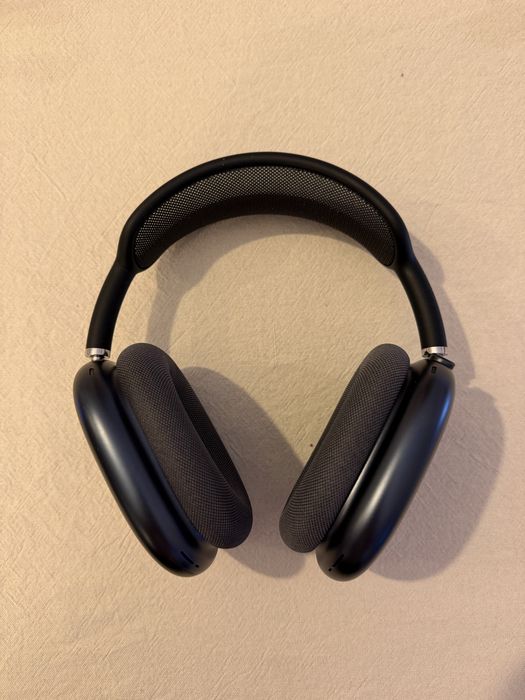 Apple AirPods Max • Mid night