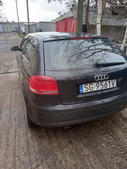 Sprzedam audi a3 8p automat  1.6 benzyna