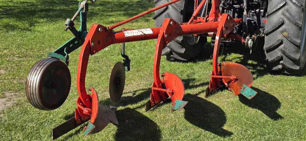 Pług Kverneland  14"(zagonowy 35 na skibę)