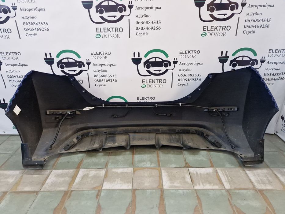 Бампер задній Nissan Leaf 18-24 рік (KAD)