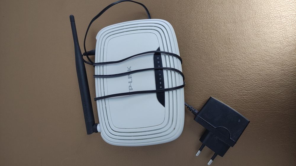 Продам меблі для студії краси