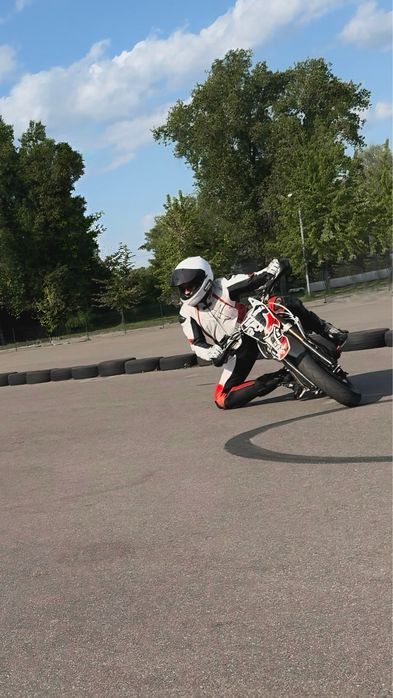 Мото Курси контр-аварійної підготовки з міні треком