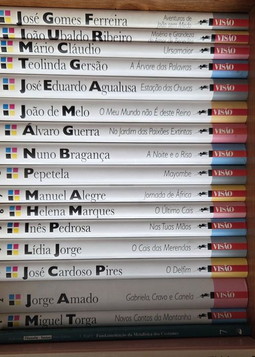Colecção de livros Visão