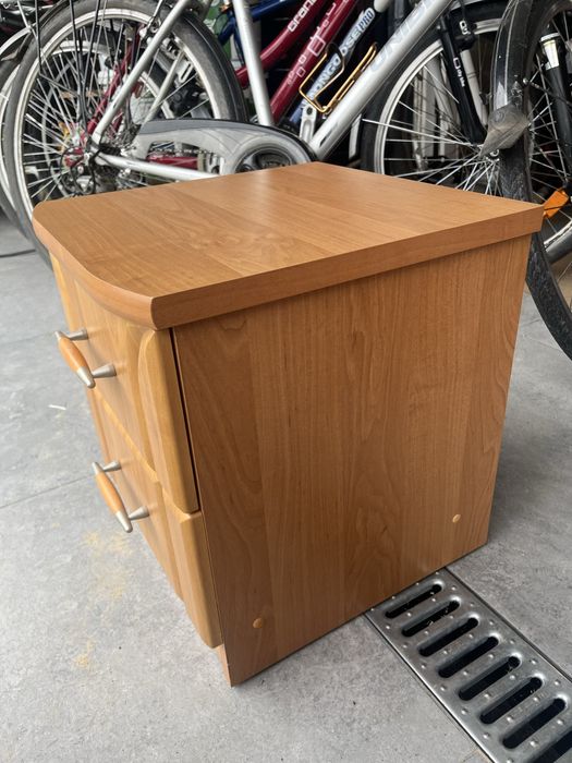 Szafka szafeczka nocna 1 sztuka