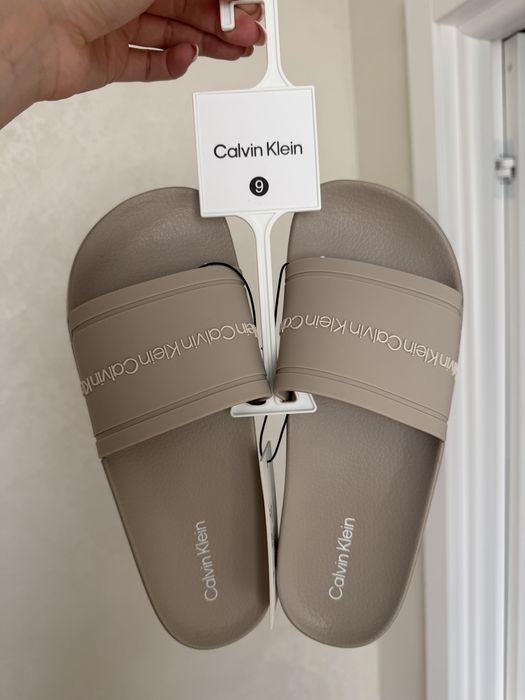 Тапки Calvin Klein us 9 на 26 см