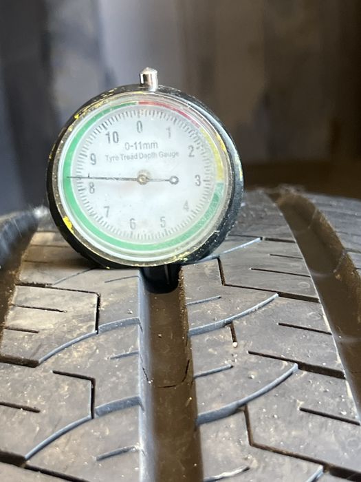 :Opony point 215/65/15C para