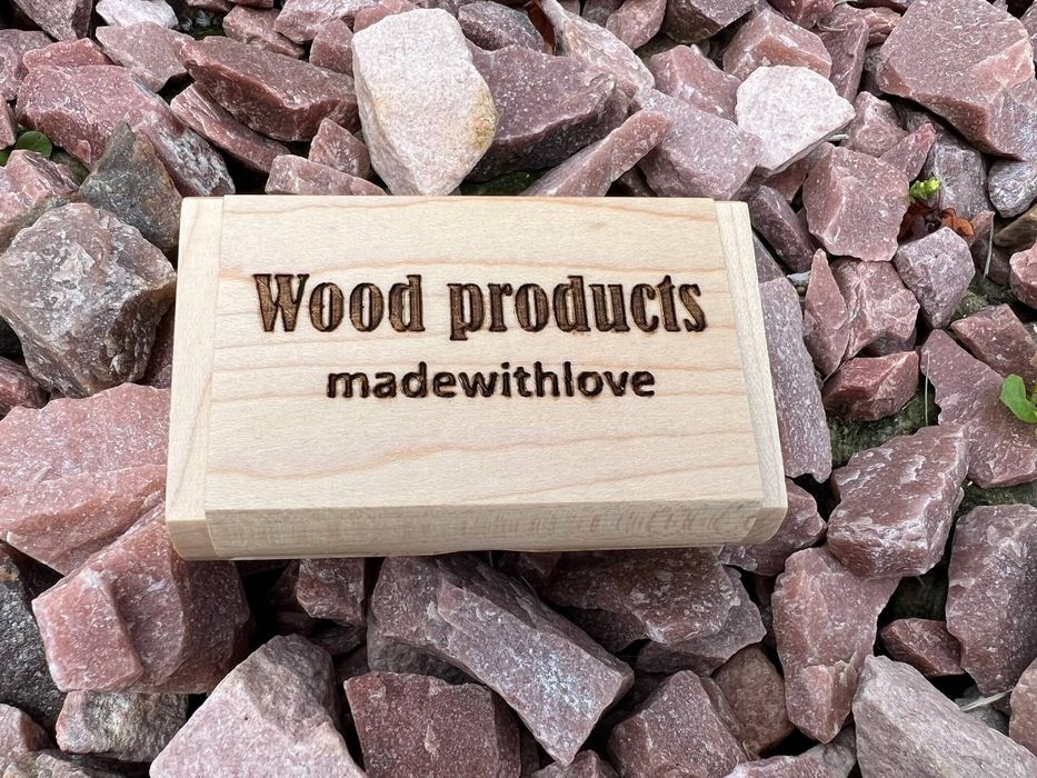 Флешка з дерева з гравіюванням у коробочці. USB2.0 карта пам'яті. ЮСБ