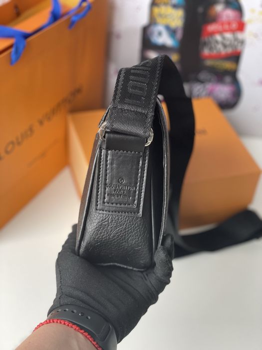 Чоловіча сумка через плече Louis Vuitton