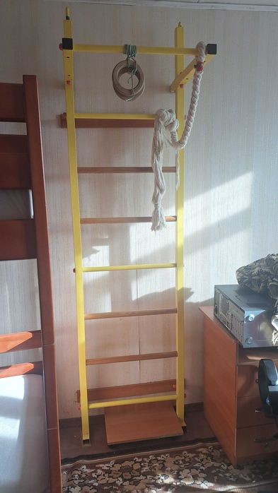 дітяча шведська стінка для тренувань