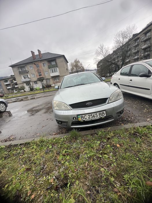 Ford mondeo  3 2.5 v6. 1800 на віддачу)