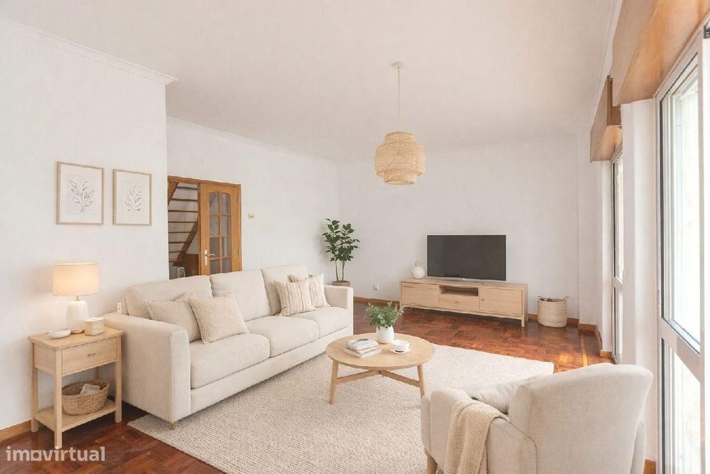 T2 Duplex com Renda Garantida até 2027 | 101m2 — Falagueira-Venda Nova, Lisboa