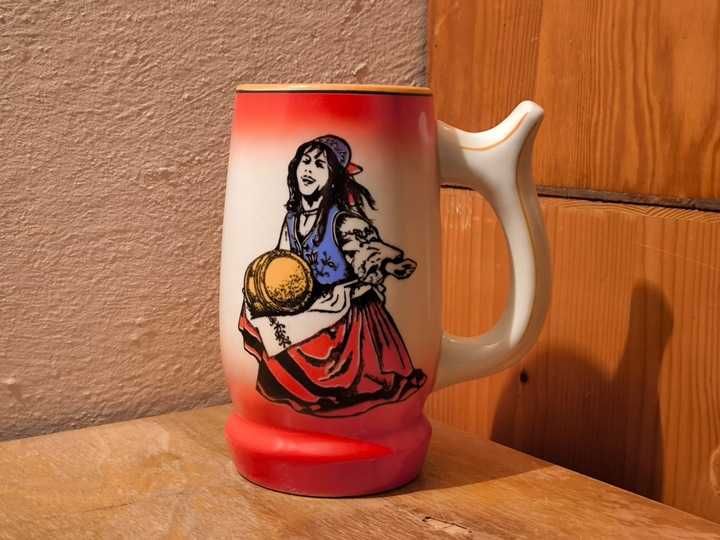 Czerwony kufel Wzór Kaszubski Lubiana PRL