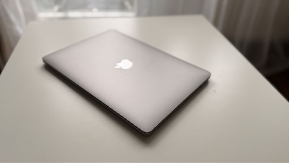 MacBook Pro 13 Retina 2020 i5 | 16 GB RAM | SSD 1 TB A2251