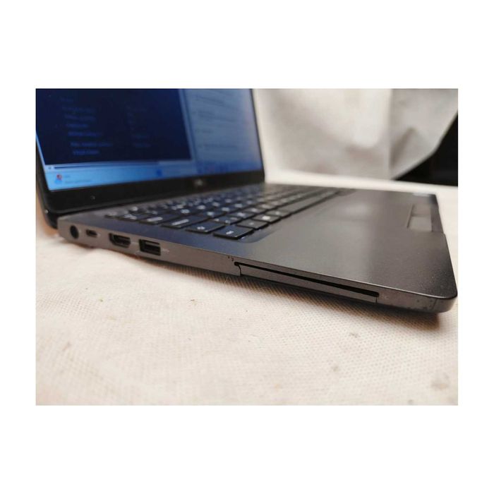 LAPTOP | Dell Latitude 5300 | i5-8265U | 8GB RAM | 256SSD | Win11 FV23