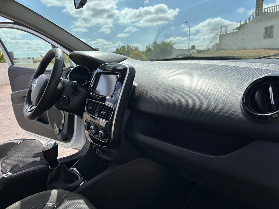 Renault Clio Sport Tourer Energy DCI 90 Business