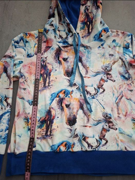 Bluza welurowa z koniami  dla dziewczynki