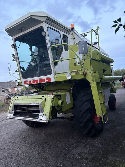 Claas Dominator 96 hydro