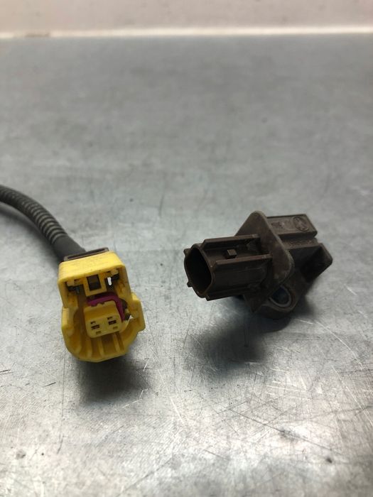 Czujnik Uderzeniowy Wtyczka A4 B8 A5 Q5 8K0959651