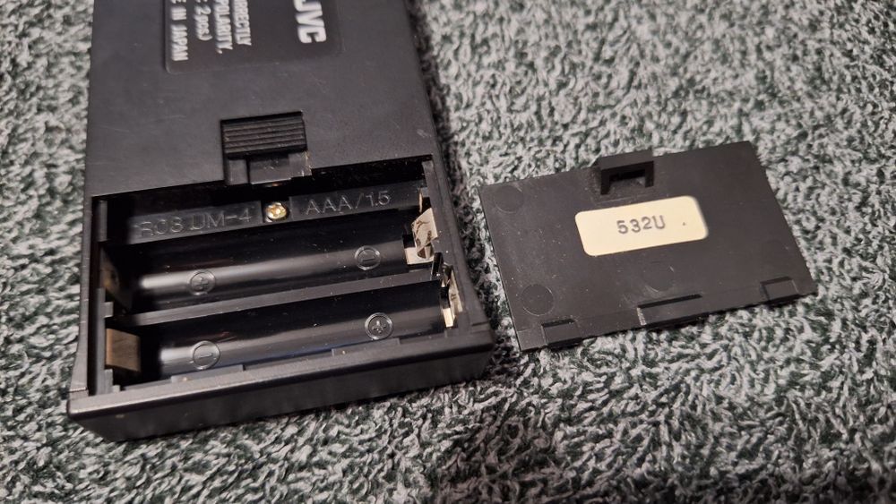 Pilot JVC RM-500 do amplitunera Jvc R-X500 sprawny 100% Ładny stan!