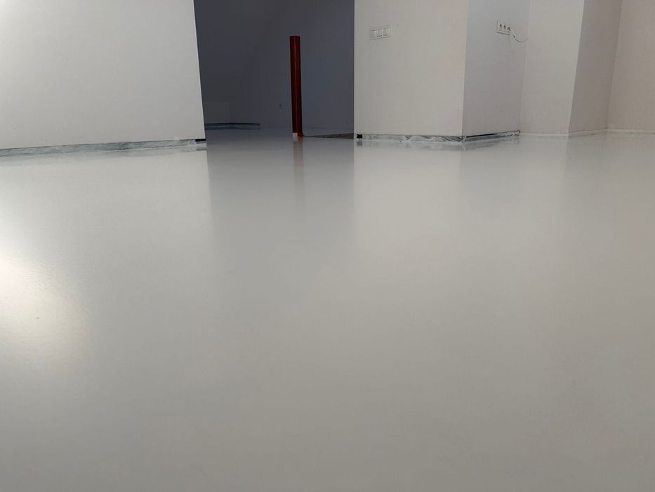 Posadzki żywiczne poliuretanowe do wnętrz.